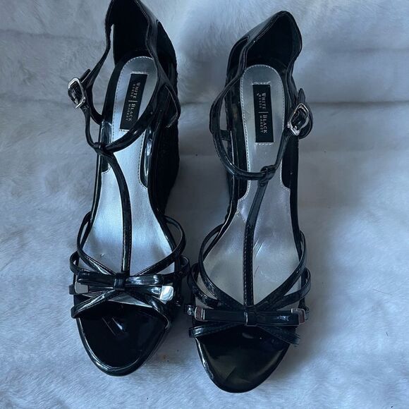 WHBM patent black ankle straps platform wedge sandals front bow accent SZ9.5 - Picture 2 of 9